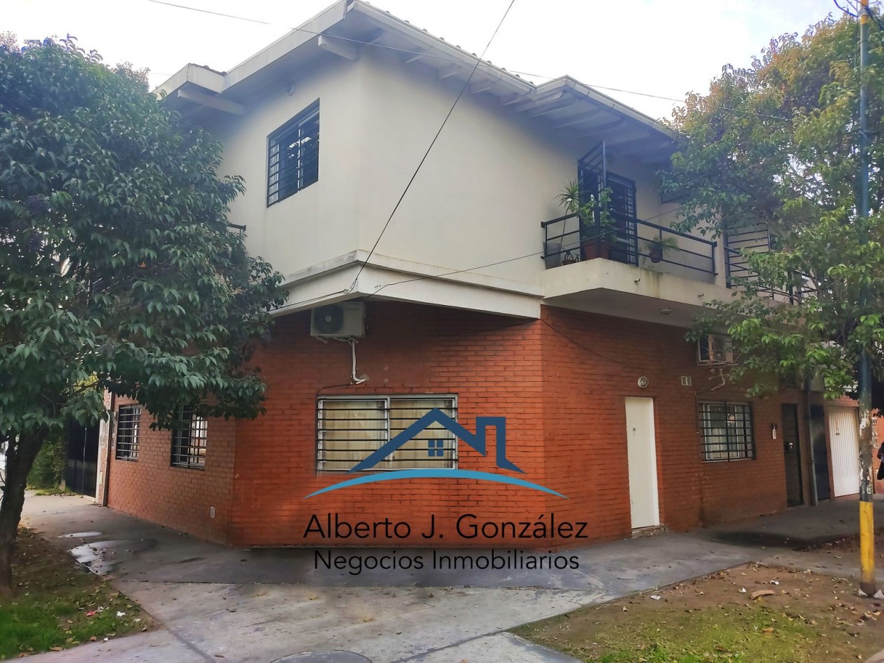 Venta Departamento 3 ambientes L.Hermosa