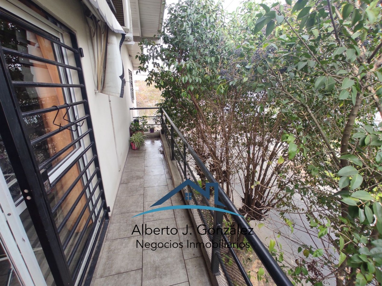 Venta Departamento 3 ambientes L.Hermosa