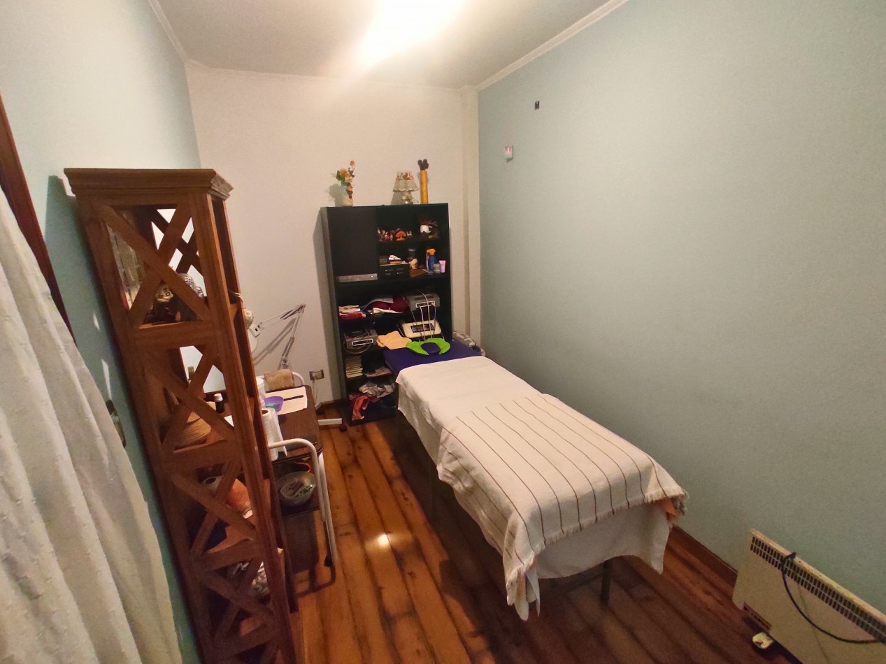 Casa 4 ambientes en Jose Leon Suarez