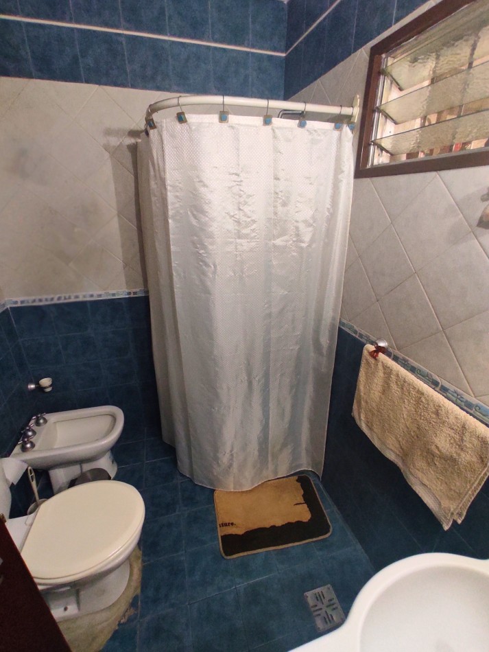 Casa 4 ambientes en Jose Leon Suarez