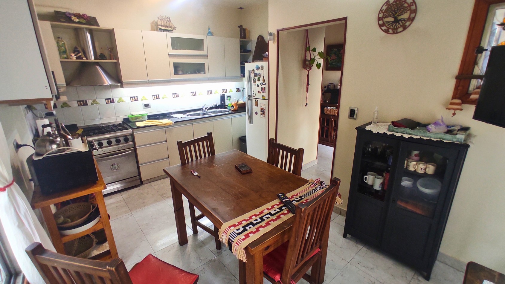 Casa 4 ambientes en Jose Leon Suarez