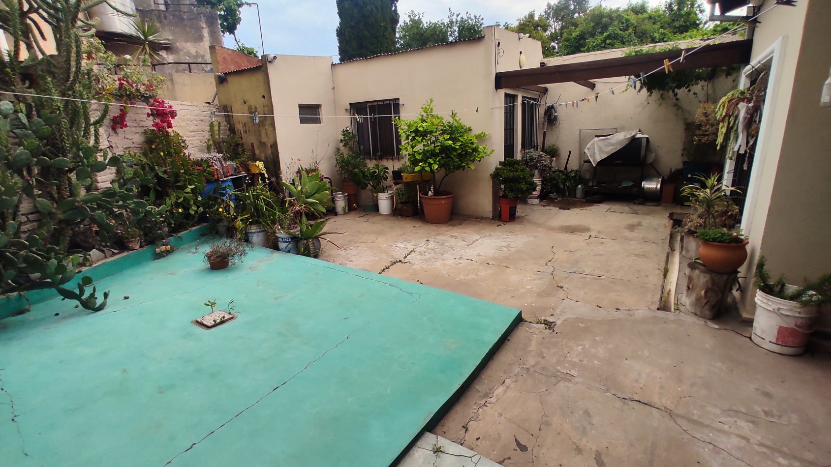 Casa 4 ambientes en Jose Leon Suarez