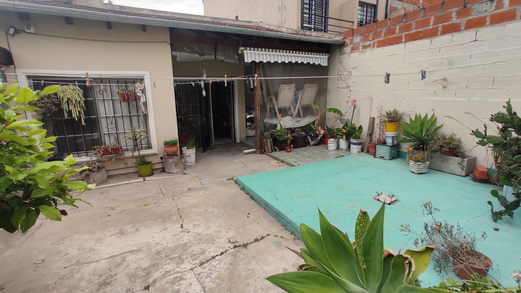 Casa 4 ambientes en Jose Leon Suarez