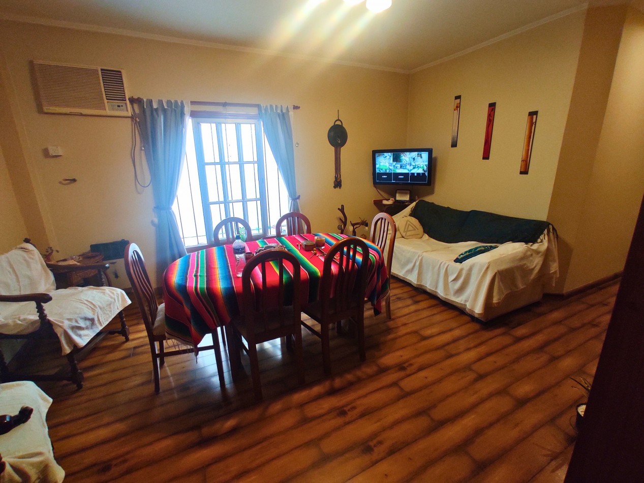 Casa 4 ambientes en Jose Leon Suarez