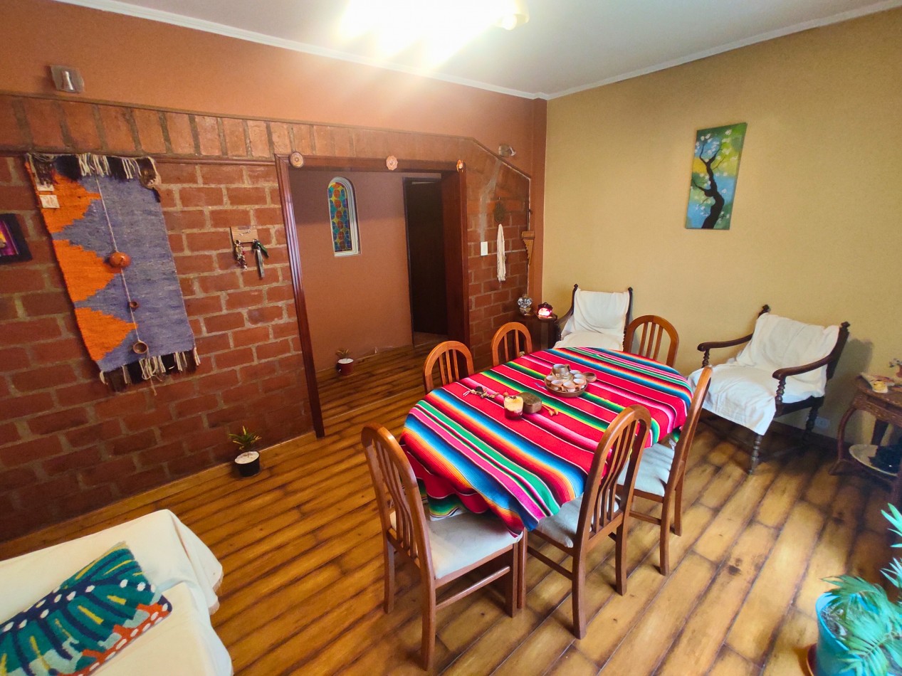 Casa 4 ambientes en Jose Leon Suarez