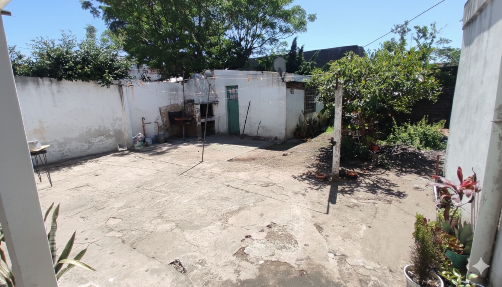 Casa a refaccionar o desarrollo