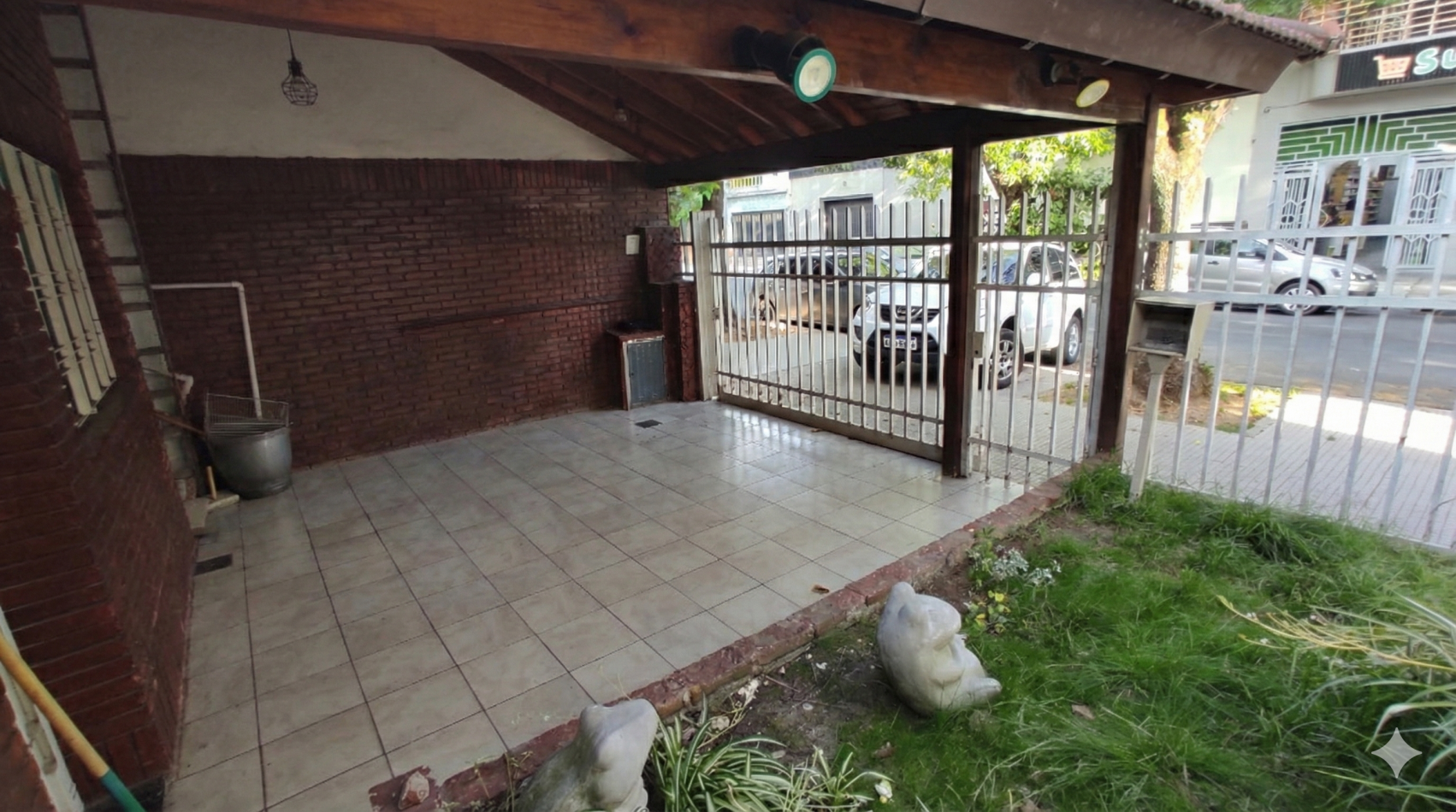 Casa de 4 ambientes en Monte Castro