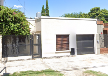 Casa 4 ambientes en Jose Leon Suarez