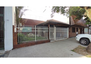 Casa de 4 ambientes en Monte Castro