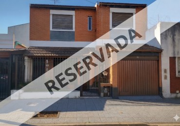 CASA 5 AMBIENTES EN DOS PLANTAS - SAN ANDRES