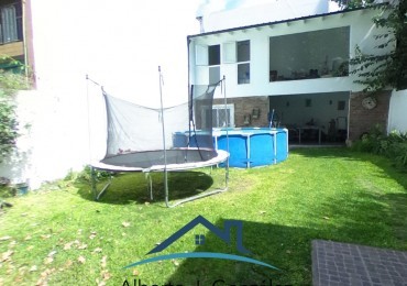 Casa en San Andres 3 ambientes con parque