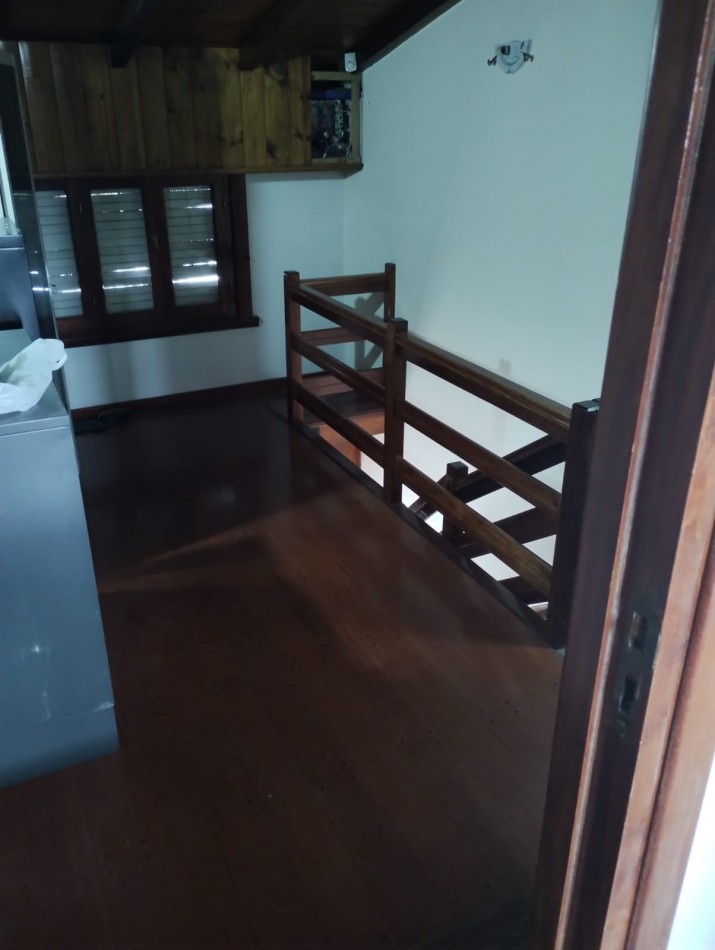 CHALET EN PH DE 6 AMBIENTES APTO PROFESIONAL Y APTO PARA VIVIENDA EN CHAUVIN