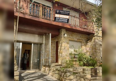 CHALET EN PH DE 6 AMBIENTES APTO PROFESIONAL Y APTO PARA VIVIENDA EN CHAUVIN